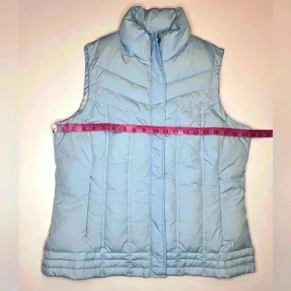 Athletic Works Women’s Puffer Vest Full Zip Vest Size-Medium - Picture 3 of 9